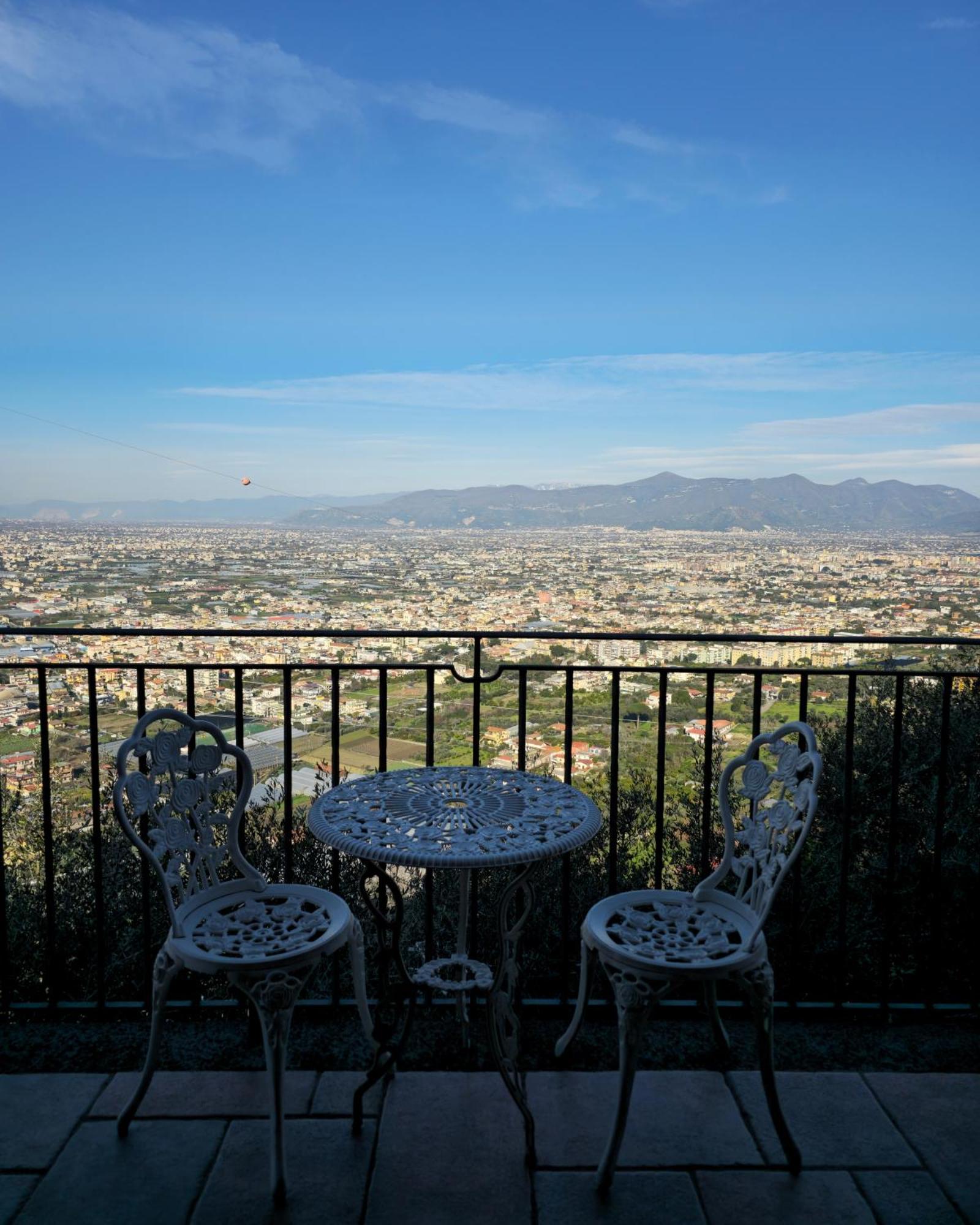Casale Di Lusso Panoramico Villa Lettere Exteriör bild