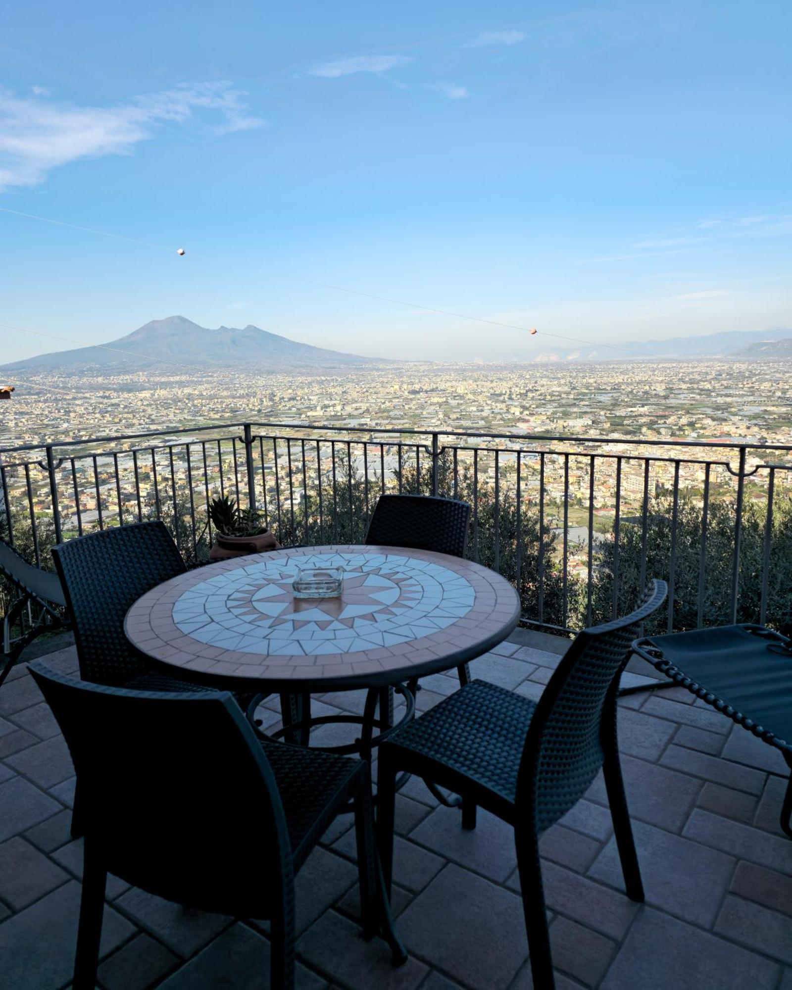 Casale Di Lusso Panoramico Villa Lettere Exteriör bild